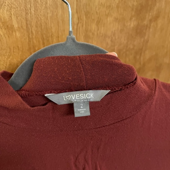 EUC Lovesick Tank Top ⭐️ - Picture 3 of 3